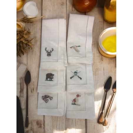 Set 6 Servilletas lino bordadas. Motivo caza